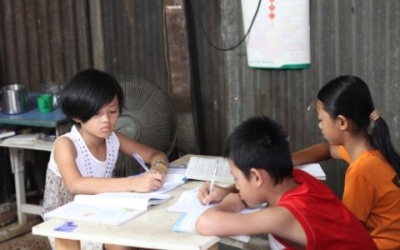 Sữa ngọt cho trẻ nghèo suy dinh dưỡng