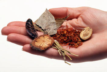 Ngộ độc thuốc nam: Hết chì lại đến asen