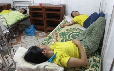 Nghệ An: 55 công nhân ngộ độc thực phẩm