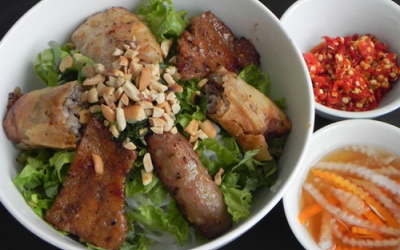 6 món bún khô hấp dẫn của Sài Gòn