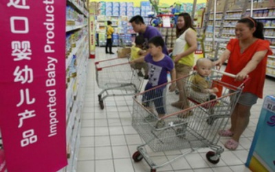 Trung Quốc ngừng nhập khẩu sữa của New Zealand