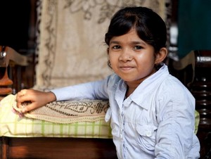 Cô gái 'mắc kẹt' trong cơ thể đứa trẻ