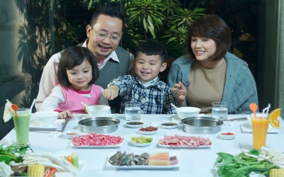 Sỹ Phú: Đầm ấm “Lẩu chay mùa hiếu hạnh”