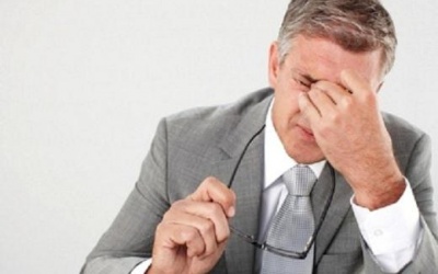 Bạc tóc sớm có phải vì 'máu xấu'?