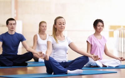 4 lợi ích yoga giúp chuyện chăn gối 'thăng hoa'
