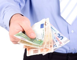 Nghệ thuật... đòi nợ!