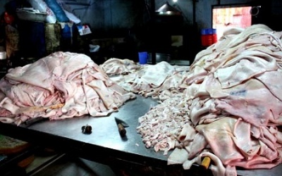 Thiếu chế tài xử lý các hành vi 'đầu độc' lâu dài qua thực phẩm