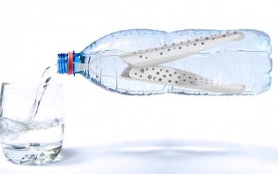 WaterBean: Dụng cụ lọc nước ngay trong chai