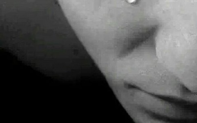 Trầm uất: 'Đâu phải bởi mùa thu'...