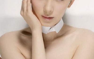 Khi nào cần phẫu thuật mở rộng góc mắt?