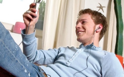 Bệnh vì... lạm dụng công nghệ