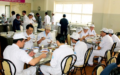 Phạt hai đơn vị gây ngộ độc thực phẩm tại Đồng Nai