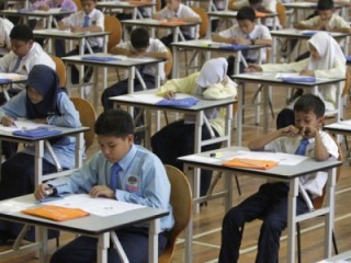 Ép học sinh uống “thuốc tiên” để thông minh hơn