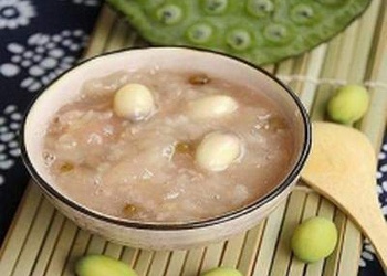 Những món ăn bồi bổ khí huyết cho 'ngày khó chịu'