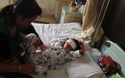 Đôi mắt nào cho em bé Trung Quốc?