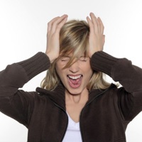 Đau đầu kéo dài do đâu?