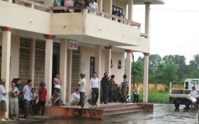 Cháu bé 10 tháng tuổi chết tức tưởi: Người nhà bảo có, bệnh viện nói không