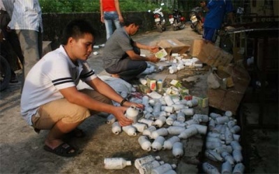 Thêm bằng chứng tố cáo vụ 'chôn hóa chất'