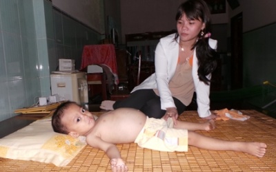 5 bệnh viện không tìm ra bệnh cho bé trai