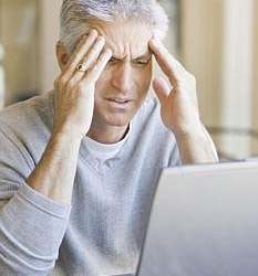 Tóc bạc 'kể' bệnh