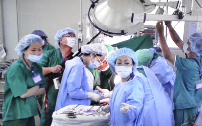 Ghép gan: Chờ nhiều, cho ít