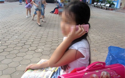 Khi nào nên cho trẻ dùng điện thoại