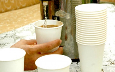 Cục ATTP: Các mẫu cốc, đĩa giấy đựng thực phẩm đều an toàn