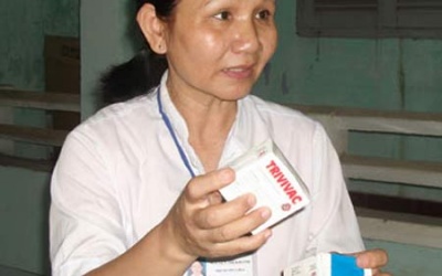 Vụ tiêm vắc xin “hết đát”: Khiển trách, kiểm điểm những người liên quan