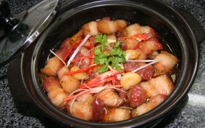 'Tốn cơm' vì ba rọi ram đường