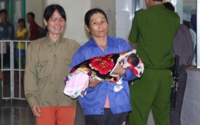 Khởi tố vụ 3 trẻ tử vong sau khi tiêm vắcxin