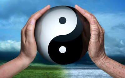 Sự tăng hay giảm của hai mặt thiện ác