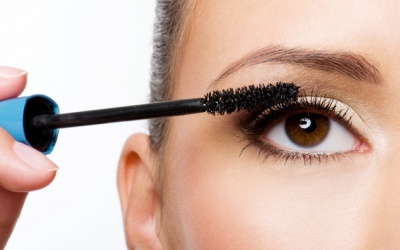 Sử dụng mascara sao cho không hại mắt?