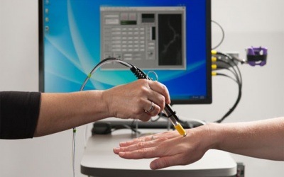 Kính hiển vi kiểm soát, hiệu quả các tế bào ung thư trong máu