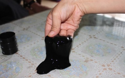 Nguy hiểm từ đồ chơi 'vật chất biến hình'