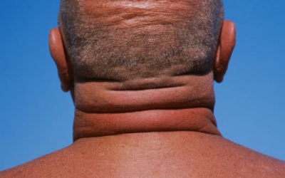 Kích thước vòng cổ phản ánh 'năng lực' nam giới