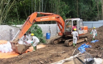 Vụ chôn thuốc trừ sâu: Sẽ vận chuyển chất thải nguy hại đi xử lý