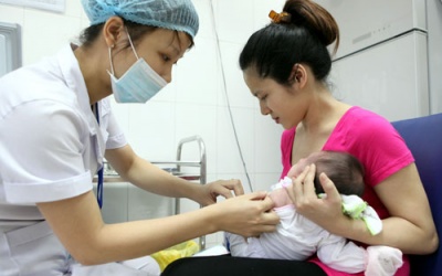 Phấp phỏng tiêm lại vắc xin Quinvaxem
