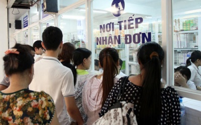 Bộ Y tế tăng cường đường dây nóng tiếp nhận thông tin 'tiêu cực'