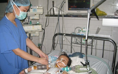 Hỗ trợ phẫu thuật cho trẻ em nghèo bị bệnh tim bẩm sinh