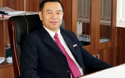 Chuyện người “Đi trong sông”