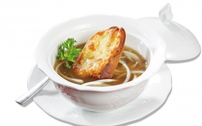 Bữa sáng đơn giản với súp hành tây kiểu Pháp