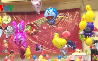 “Giáng sinh yêu thương” đến sớm với bệnh nhi ung thư máu