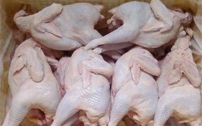 Lại phát hiện quýt, thịt gà nhiễm độc