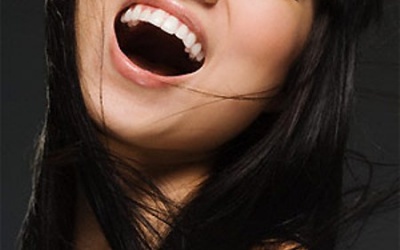 Nụ cười không hoàn toàn là thuốc bổ