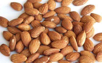 Sống lâu hơn nhờ quả hạnh nhân