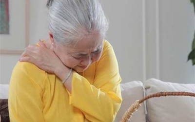 Chủ quan khi đau khớp: Bệnh nhẹ thành nặng