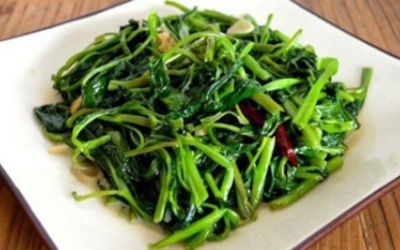 Cách xào rau muống cực ngon và lạ miệng