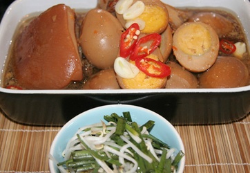 Thịt kho nước dừa bằng nồi áp suất