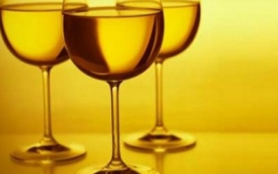 Tự chế rượu khai vị với vỏ quýt