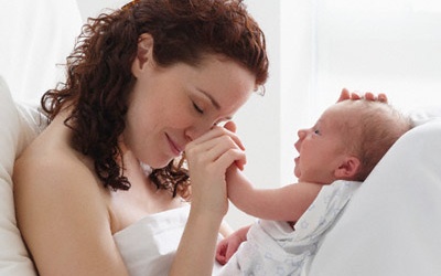 Trẻ thiếu tháng cần được chăm kiểu Kangaroo